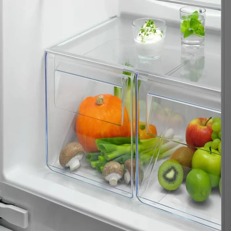 Electrolux LNT3LF18S5 Built In 50/50 Low Frost Fridge Freezer - White 3 Electrolux LNT3LF18S5 Built In 50/50 Low Frost Fridge Freezer - White - Image 3