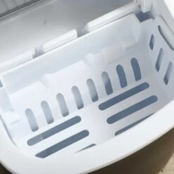 HOMCOM 12 Kg Portable Countertop Ice Maker Machine - Black - 800-154V70BK -Home Kitchen homcom 800154v70bk inner view1